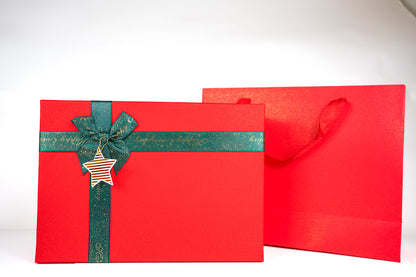 Christmas Gift Box + Pear, Freesia, Sage Mini Candle